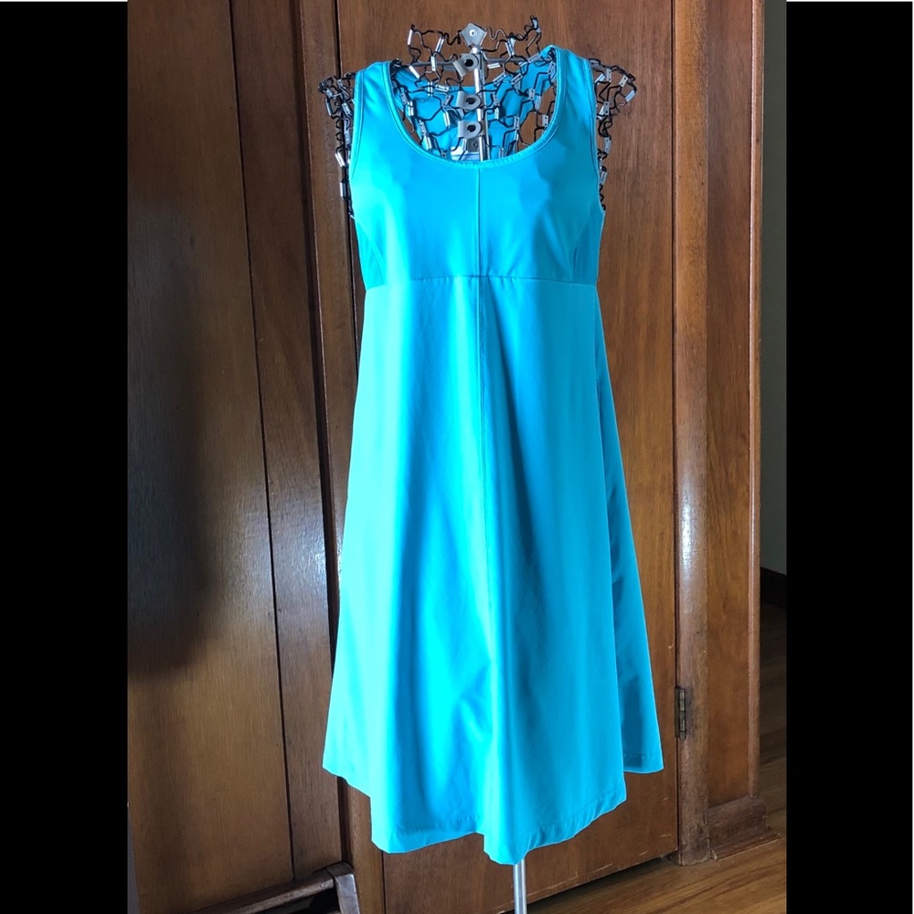 Columbia Turquoise Omni-Wick Sports Dress